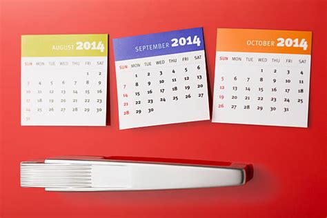 390 Refrigerator Calendar Stock Photos Pictures And Royalty Free Images