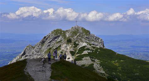 Tragedia W Tatrach Pod Giewontem Odnaleziono Cia O Poszukiwanego Turysty