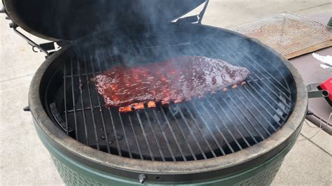 Pork Spare Ribs On The Xl Big Green Egg After A Snow Storm Youtube