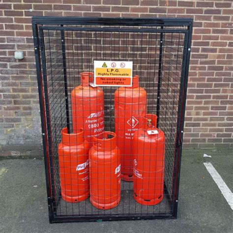 Wholesale Safe LPG Gas Cylinder Storage Cage China Gas Mesh Cages