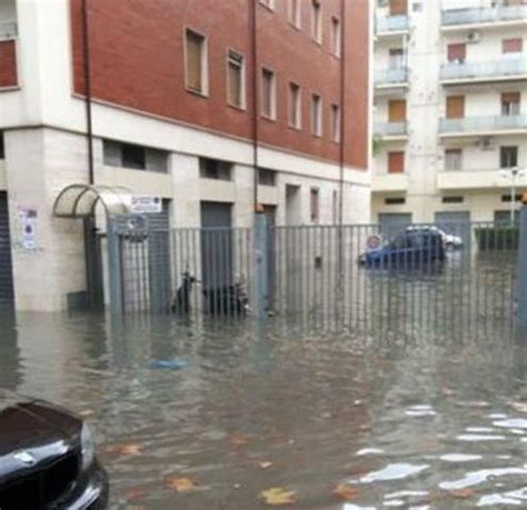 Maltempo Abruzzo Il Giorno Dopo Danni E Polemiche