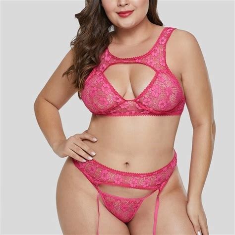 Unbranded Intimates And Sleepwear Seductive Rosy Lace Bralette Garter