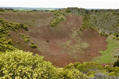 Mount Gambier Amazing City Of Volcanoes Caves And Lakes Gypsy At 60