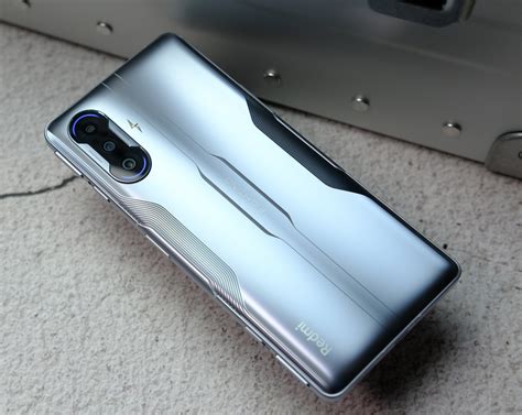 Xiaomi представила смартфон Redmi K40 Gaming Edition с 12 Гб ОЗУ и ...