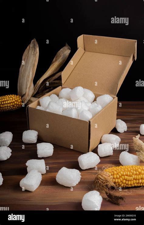 Ecological Biodegradable Corn Packaging And Cardboad Box For Ecommerce