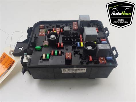 Fuse Box Opel Adam 14 16v Ecoflex Ecotec Lpg 39071624 Gm