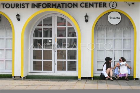 Kunjungan Wisatawan Mancanegara Antara Foto