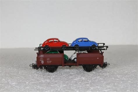 Märklin 4613 DB Autotransportwagen mit 4 VW Käfer 2 Kaufen auf Ricardo