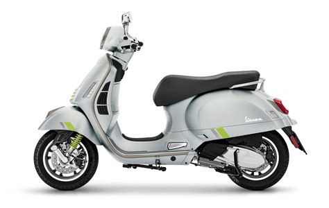 Vespa Gts Super Tech Guide Total Motorcycle