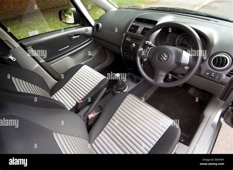 Suzuki Sx4 2009 Stock Photo Alamy