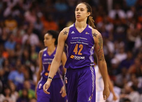 Top 10 Tallest WNBA Players In The History Of The Game