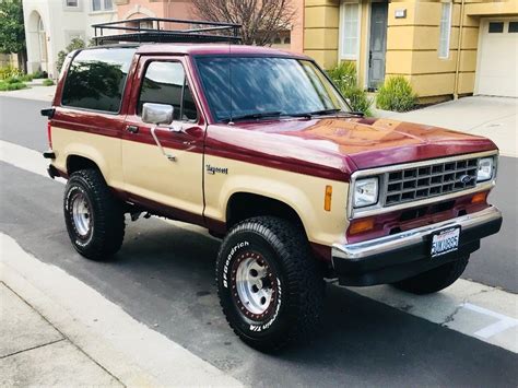 1988 Ford Bronco II V8 4x4 - Bronco Corral