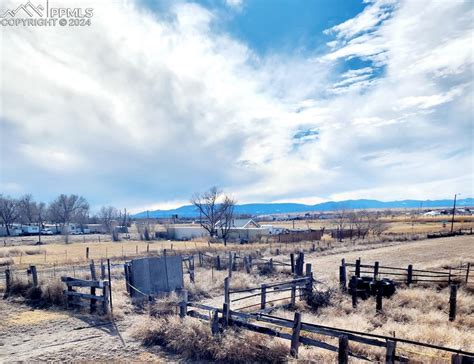 Lake Ave Pueblo Co 81004 Mls 6861030 Redfin