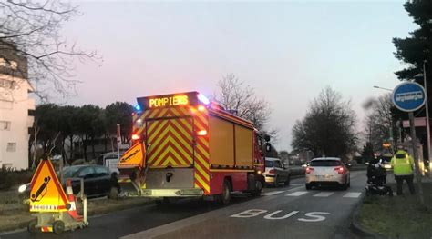 Accidents Trains Bus Le Verglas Provoque Des Perturbations Sur Les