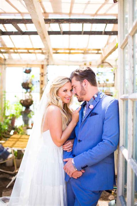 'Pretty Little Liars' Star Vanessa Ray Had a Stunning Little Wedding