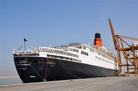 QE2 to Stay Permanently in Dubai - Ocean Liners Magazine