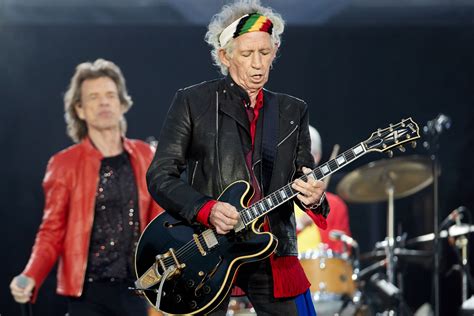 Keith Richards Reveals Stones Studio Plans, and Why They Still Tour ...