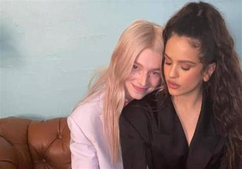 Hunter Schafer de Euphoria revela que tuvo un romance con Rosalía