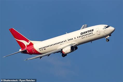 Qantas Plane From Perth Forced To Make Emergency Landing After