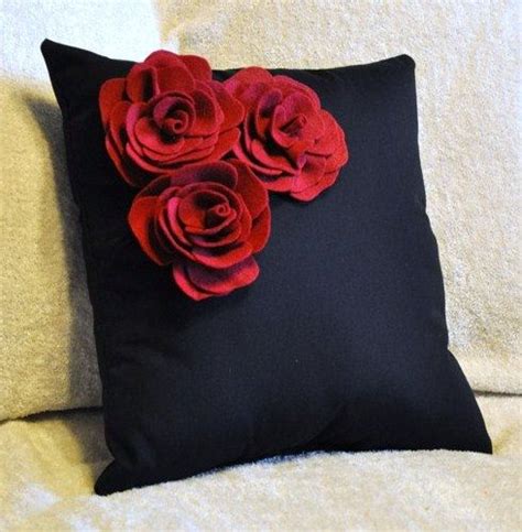 Ruby Red Trio Rose Felt Flower Pillow Diy Pillows Pillows