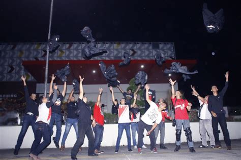 Touring Kemerdekaan MPM Ajak Blogger Vlogger Jatim Ziarah Makam Bung