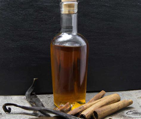 Spiced Rum with Vanilla and Cinnamon : Cocktail recipe Spiced Rum with ...