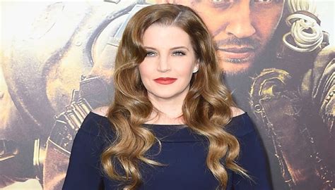 Lisa Marie Presleys Daughter Riley Keough Is A Mother Reveals Her