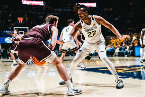 West Virginia Men S Hoops Escapes Bellarmine Wvsports West