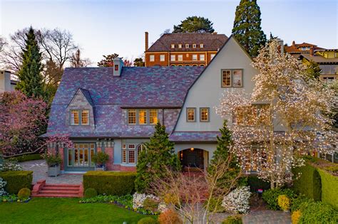 1905 Queen Anne mansion is a historic Seattle masterpiece