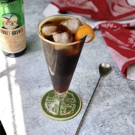 Fernet con Coca Receta del Trago MÁS POPULAR de Argentina