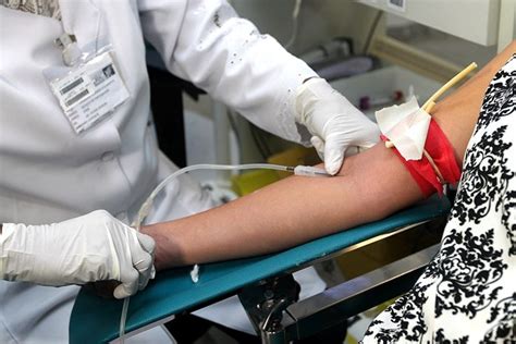 Banco De Sangue De Americana Precisa De Doa Es