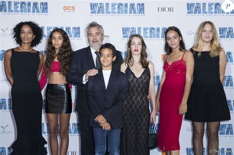 Luc Besson Ses 5 Enfants Juliette Shanna Thalia Sateen Et Mao Tous