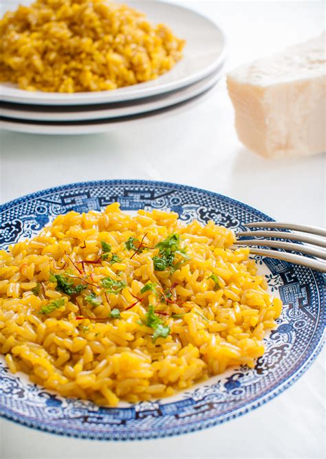 Brown Rice Saffron Risotto (and why Brown Rice is better than White Rice) - Food Recipes HQ