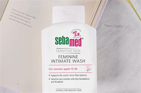 Sebamed Feminine Intimate Wash PH 3 8 Manfaat Dosis Dan Efek