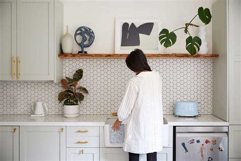 Top 10 Plants For The Kitchen — Plant Care Tips And More · La Résidence