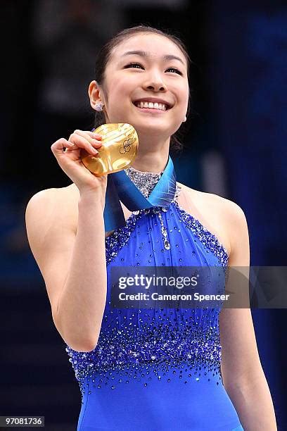 Kim Yuna Figureskating Photos And Premium High Res Pictures Getty Images