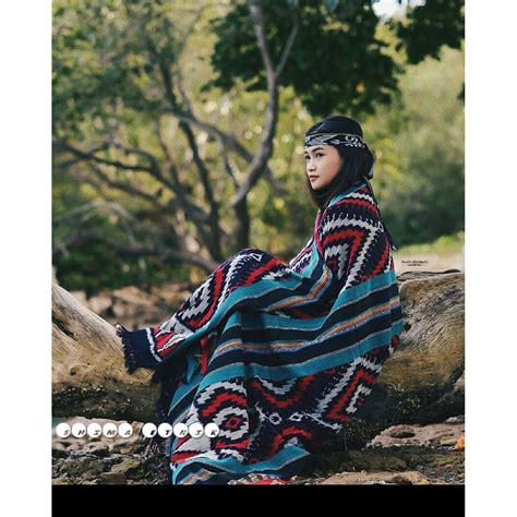 Jual KAIN TENUN IKAT ANTIK TENUN JEPARA ETHNIC TORAJA TENUN NTT ROTE