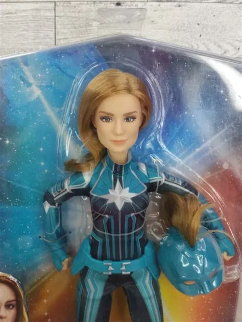 New Marvel Comics Captain Marvel Starforce Super Hero Doll With Helmet