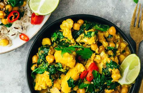 Veganes Einfaches Blumenkohl Curry Mit Spinat Minuten