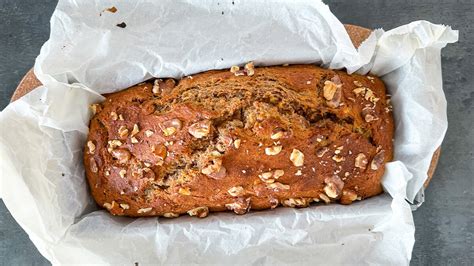 Gezond bananenbrood recept Zonder suiker Smeuïg en lekker Fit Addict