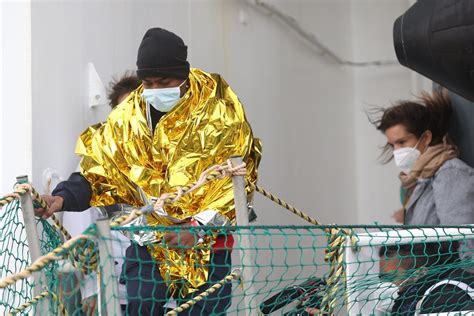 Nuovo Sbarco A Ravenna In Arrivo 71 Migranti Ravenna24ore It