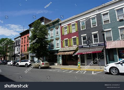 3,014 Hudson House Images, Stock Photos & Vectors | Shutterstock