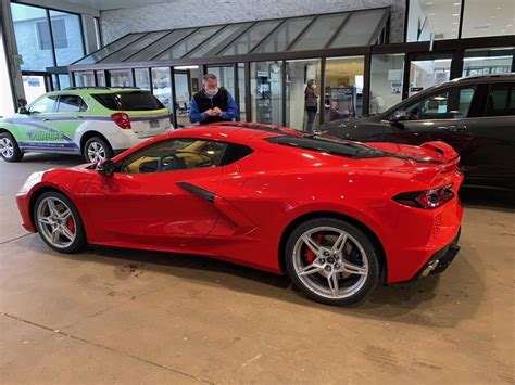 Man Unintentionally Gets 1-of-1 Corvette (Bowling Green QC Department Needs Glasses ...