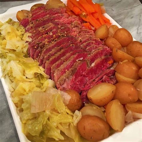 Slow Cooker Corn Beef And Cabbage Norines Nest