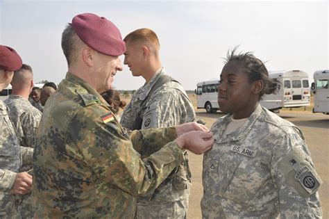 Foreign Jump Wings 82nd Bsb 82nd Bsb Paratroopers Receive Flickr