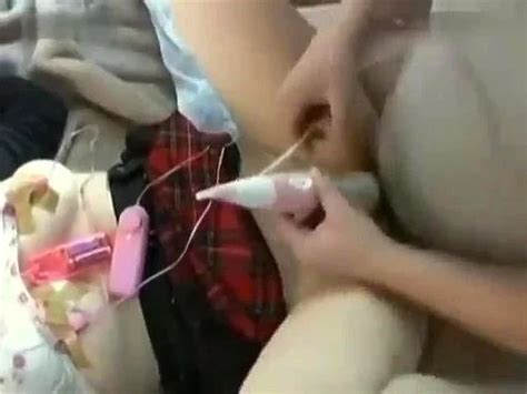 Regardez ロリファッションな女友達を家に呼び友達と P Doggy Amateur Blowjob Porn SpankBang