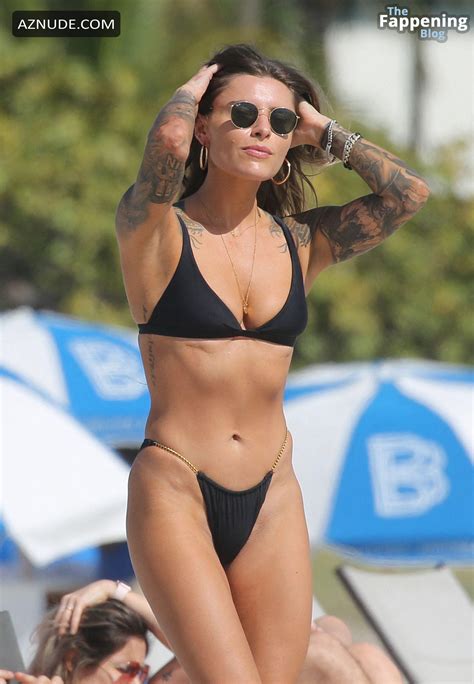 Sophia Thomalla Sexy Spotted Showing Off Her Amazing Body Wearing A Hot Black Bikini At The