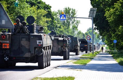 Na Drogach Naszego Regionu Pojawi Si Kolumny Wojskowych Pojazd W