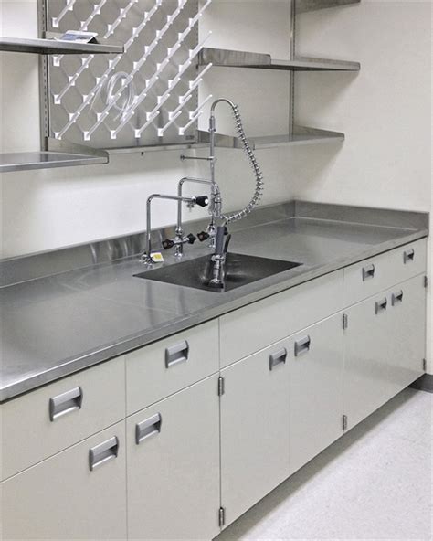 Laboratory Work Tops And Sinks In Epoxy And Trespa At Villa Undermount