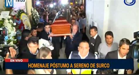 Municipalidad De Surco Rinde Homenaje P Stumo A Sereno Asesinado Por